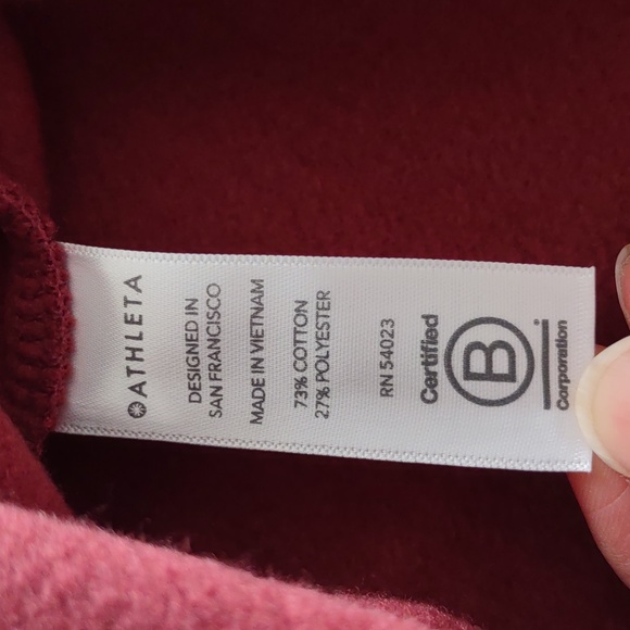 NWT Athleta XS 24/7 Funnel Neck Relaxed Organic Cotton Burgundy Sweatshirt - Picture 13 of 16